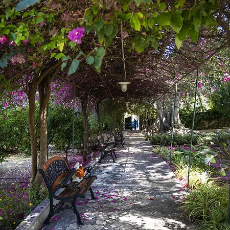 Pampalone - In Dimora Storica 3*