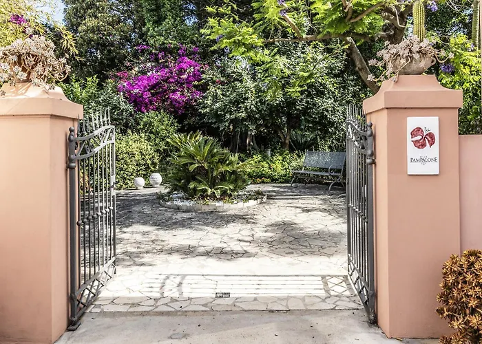 Pampalone - In Dimora Storica Bed & Breakfast 3*